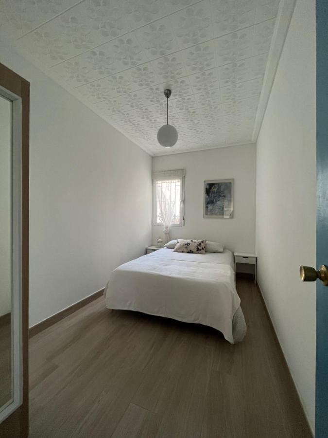 Modernized 3-bedroom Flat 500m To The Apartament Walencja