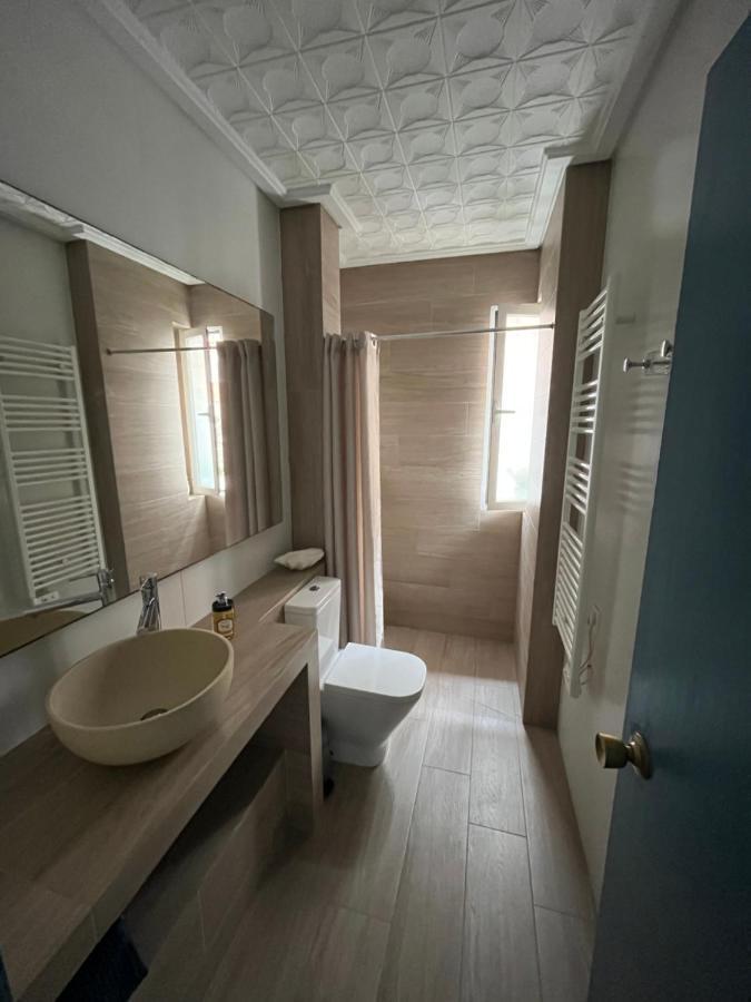 Apartament Modernized 3-bedroom Flat 500m To The Walencja